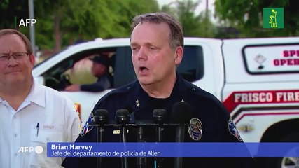 Un hombre mata a tiros a ocho personas en un centro comercial de Texas