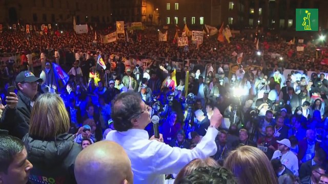 Petro reestructura su gobierno con aliados ante obstáculos a reformas