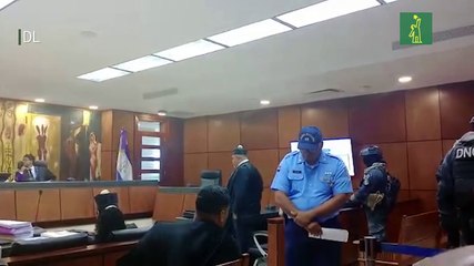 Abogados de neerlandeses dicen fueron desnudos a defenderlos ante la Suprema Corte