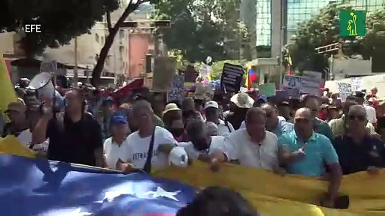 Trabajadores protestan para exigir mejores condiciones laborales en Venezuela