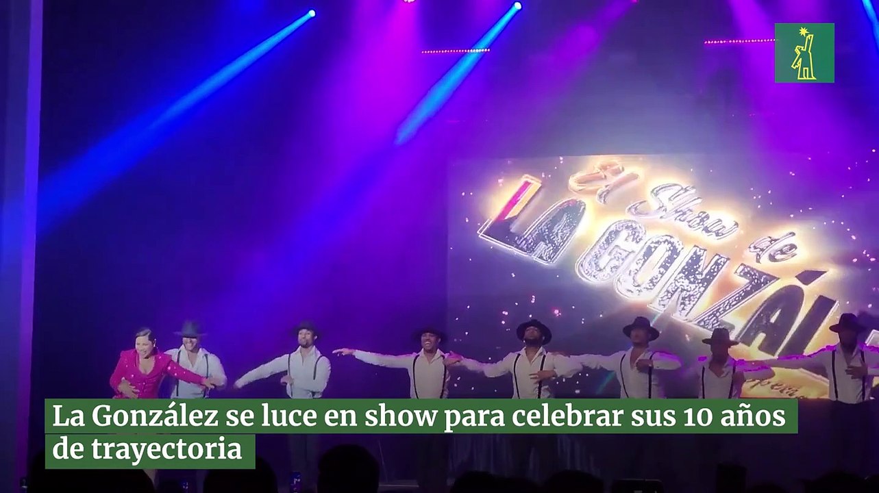 La González aborda con humor problemas existenciales del humano en show para celebrar 10 años de trayectoria