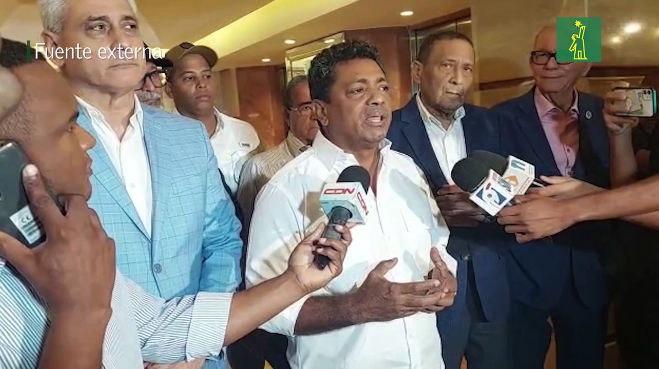 Junior Santos reconoce triunfo de Miguel Vargas en presidencia del PRD
