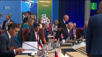 La OTAN evita invitar a Ucrania a unirse a la Alianza, pero promueve un mayor acercamiento