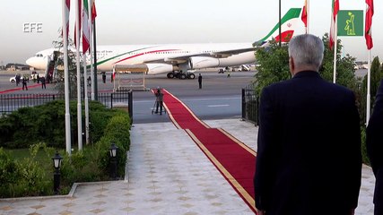 El presidente de Irán parte hacia Venezuela, primera parada de su gira por Latinoamérica