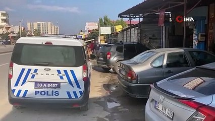Mersinde akılalmaz kaza: Kamyonun kapağı 2 kardeşe çarptı!