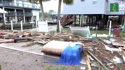 Carreteras y calles inundadas, cortes de energía: Florida brega con las secuelas de Idalia