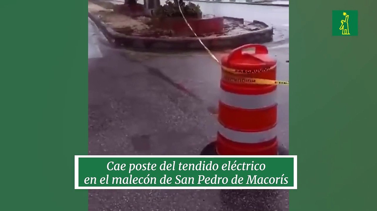 Cae poste del tendido eléctrico en el malecón de San Pedro de Macorís
