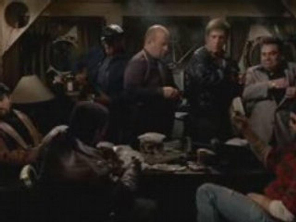 Y a t il un flic pour sauver la reine gag 1