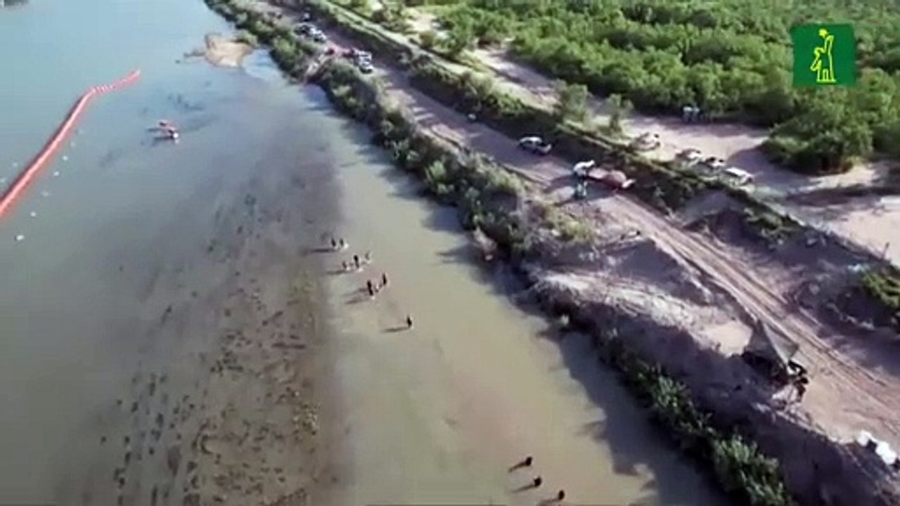 Hallan un cuerpo en boyas antimigrantes que Texas puso en la frontera con México