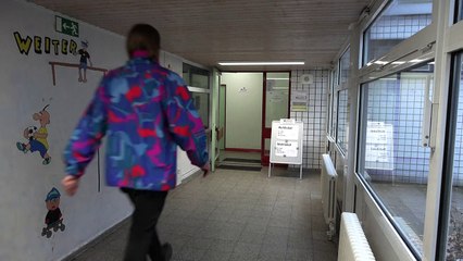 Berlin verzeichnet beeindruckende Wahlbeteiligung mit 33% bis Mittag 🗳️