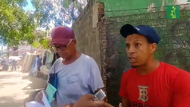Alcaldía desaloja comerciantes de Villa Consuelo que obstruían calles