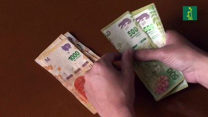 Dólar paralelo se dispara en Argentina y supera barrera simbólica de 1.000 pesos