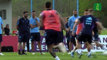 Messi entrena con normalidad para el partido de Argentina con Paraguay