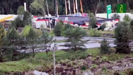 Tres heridos al hundirse un tramo de una autopista en Suecia