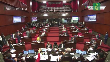 Enfrentamiento entre el canciller Roberto Álvarez y el senador Iván Silva