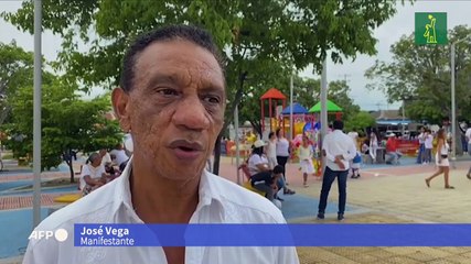Vecinos del padre del futbolista colombiano Luis Díaz marchan por su liberación