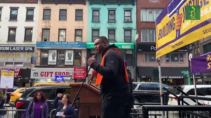 Conserjes y personal de mantenimiento protestan en Nueva York por un convenio laboral digno
