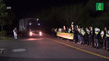 La familia panda del zoo de Washington ya está en China