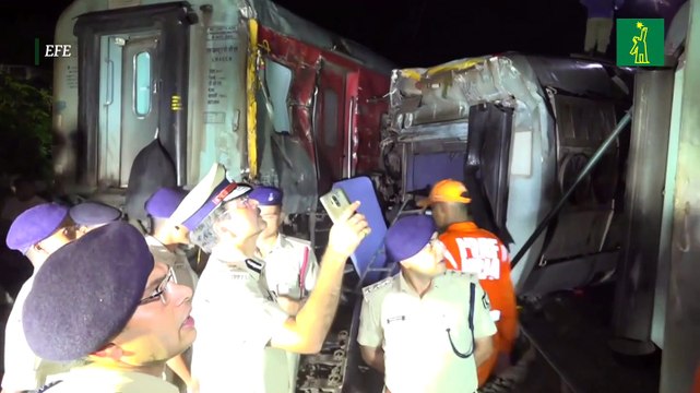 Al menos 4 muertos y 60 heridos en el descarrilamiento de un tren de pasajeros en la India
