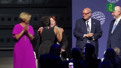 Sonsoles Ónega se lleva el millón de euros del Premio Planeta con una novela sobre empresarios gallegos