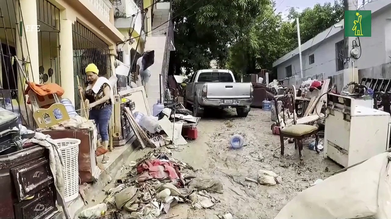 Suben a 14 los muertos por las torrenciales lluvias en la República Dominicana