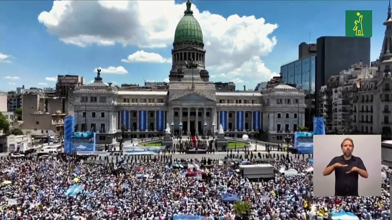 Milei promete un "shock" económico al asumir la presidencia de Argentina