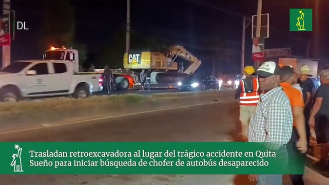 Trasladan retroexcavadora al lugar del trágico accidente en Quita Sueño para iniciar búsqueda de chofer de autobús desaparecido