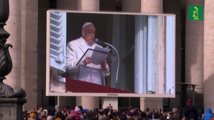 El Papa Francisco vuelve a presidir el Ángelus en persona tras problemas de salud