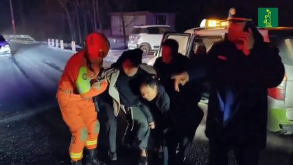 Un terremoto en el noreste de China deja más de 100 muertos mientras siguen las tareas de rescate