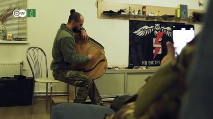 Música para levantar la moral de las tropas ucranianas en el frente