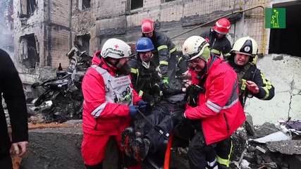 Ucrania dice que el masivo ataque ruso causó al menos cuatro muertos y 92 heridos
