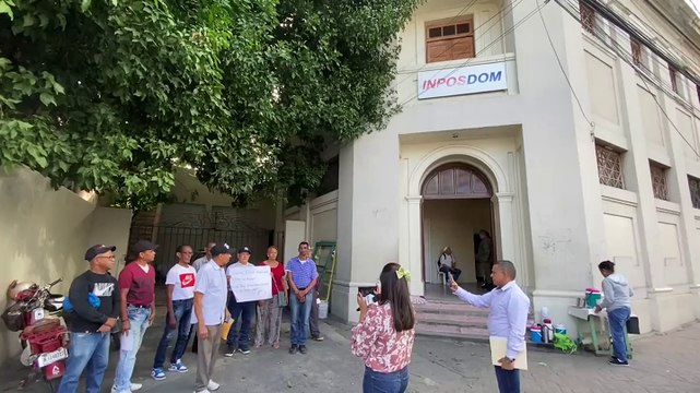 Cancelados del Inposdom en Santiago exigen sus prestaciones laborales