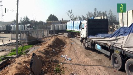 Israel, acusado de hacer pasar hambre a la población, continúa bombardeando Gaza