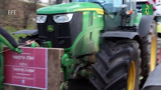 Crece la tensión con los agricultores franceses cuando se cumplen dos semana de protestas