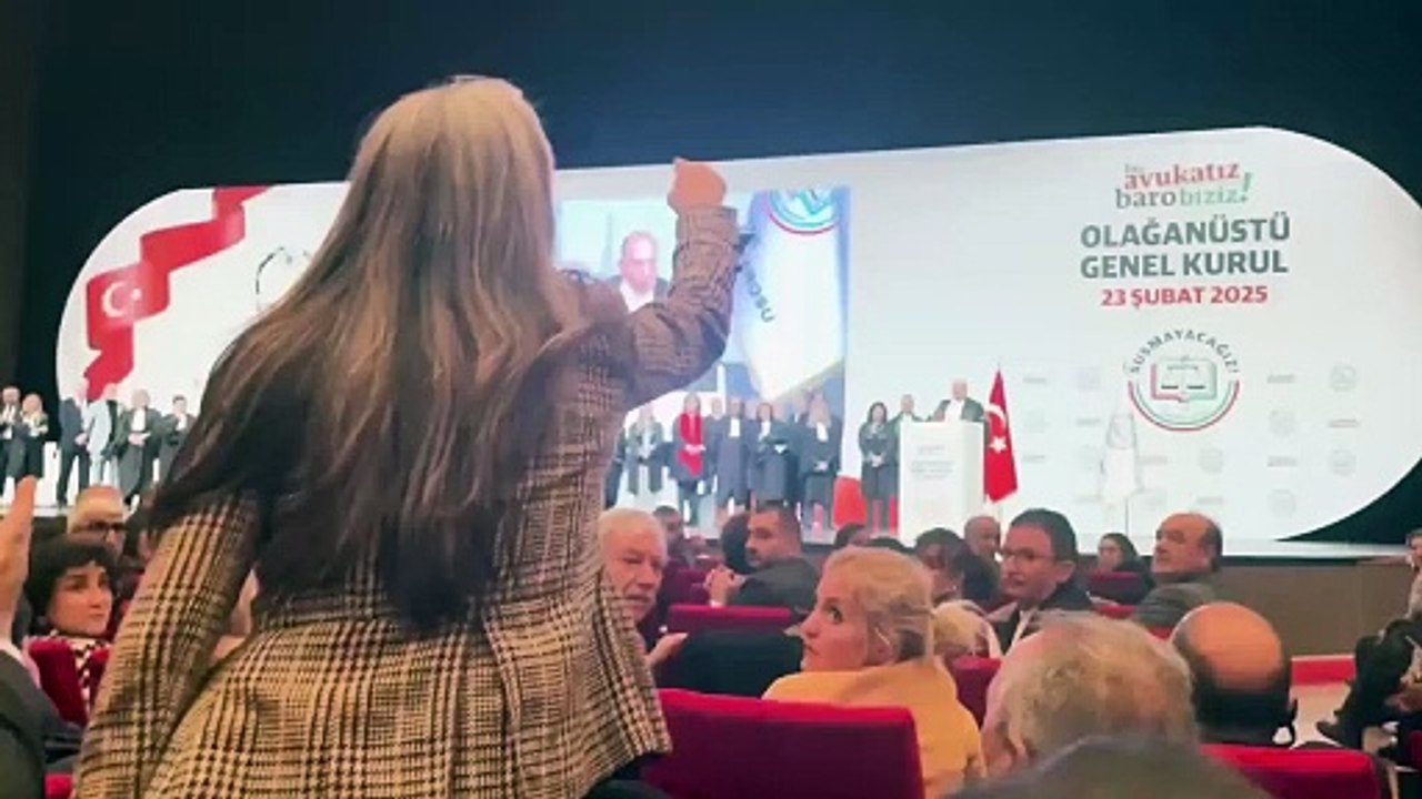 BARO GENEL KURULUNDA VELİ KÜÇÜK'ÜN KIZINDAN 'EMPERYALİSTLER' TEPKİSİ