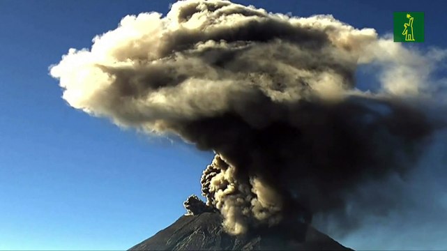 Columna de ceniza de volcán Popocatépetl afecta vuelos en México