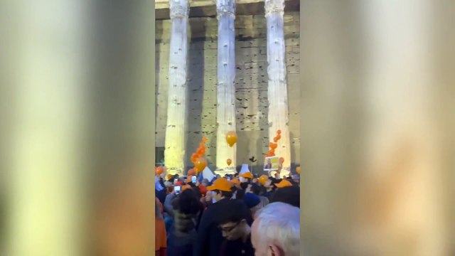 La Comunità ebraica di Roma in piazza: «Dolore e tristezza per le torture e l'omicidio dei piccoli Bibas e mamma Shiri»