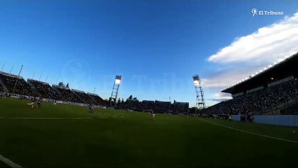 El festejo del empate de Central Norte frente a Estudiantes (BA)