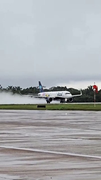 ¡El Avión Más Rápido Despega¡✈ Increíble Vuelo en Alta Velocidad