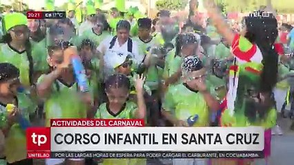 Espuma y diversión en el corso infantil cruceño este domingo en el Cambódromo