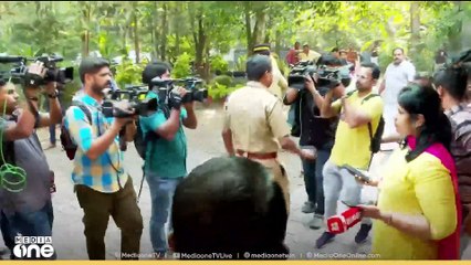 പിസി ജോർജിന്റെ വീട്ടിൽ വൻപൊലീസ് സന്നാഹം;  ജോർജിന് ബിജെപിയുടെ പിന്തുണ