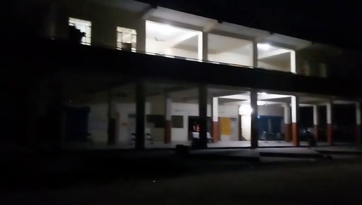 swm news...यहां रोड लाइट गुल, अंधेरे में शहर, जिम्मेदार बेखबर