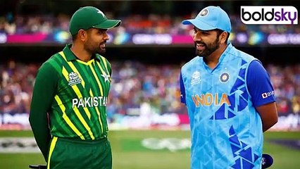 Ind Vs Pak 2025: Match में Pakistani Fan ने पहनी Indian Jersey Video पर Public Funny Reaction Viral