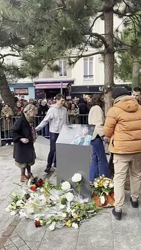 Les proches de Naâman lors de la cérémonie à Dieppe. Photo : Florian Savina / Bestimage