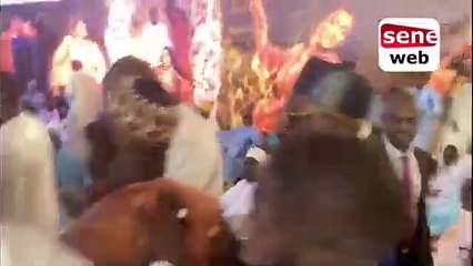 Baptême_Aicha rassoul craque et fond en larmes devant sa 1ere «ndieuke »Baye Ndiaye Inconsolable