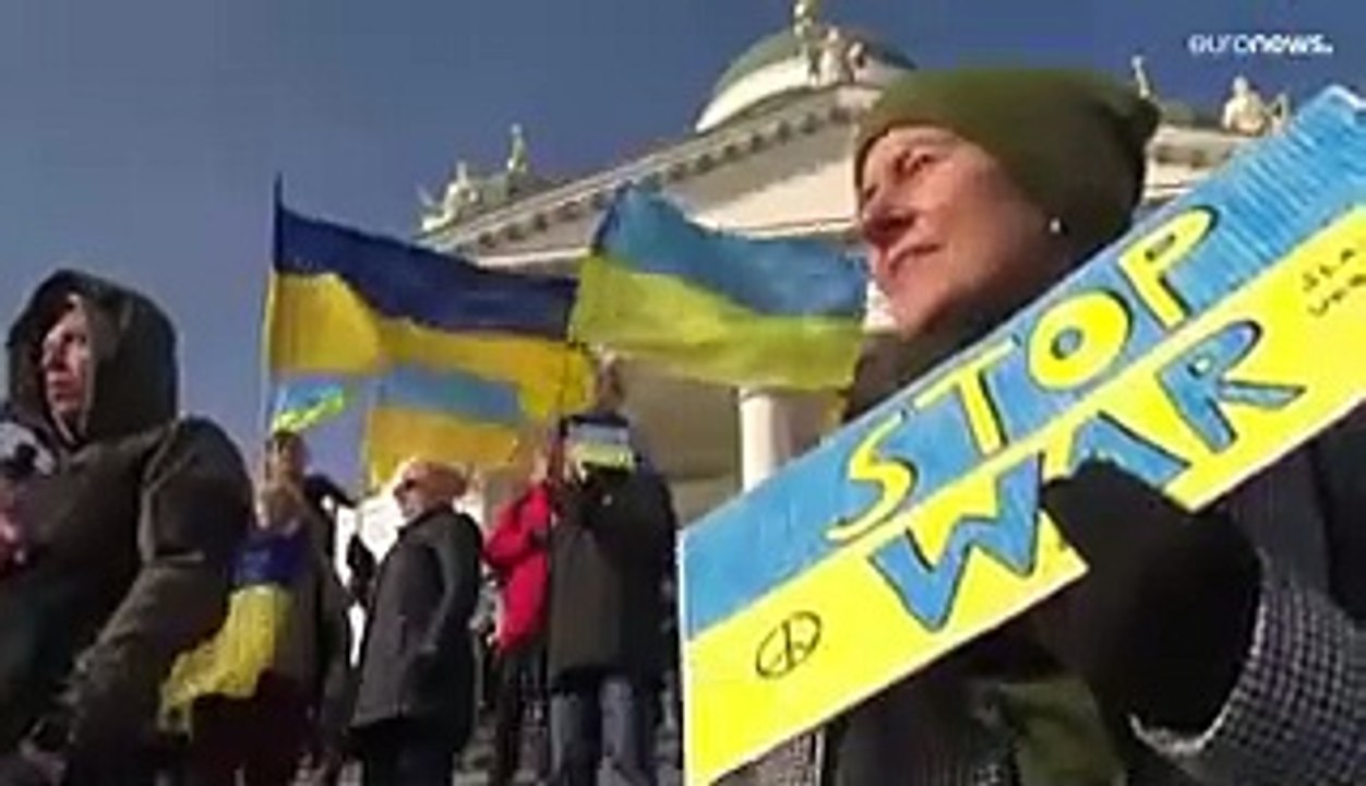 Zelensky pays tribute to ‘heroes’ of Ukraine on three year anniversary of Russia’s full-scale invasion