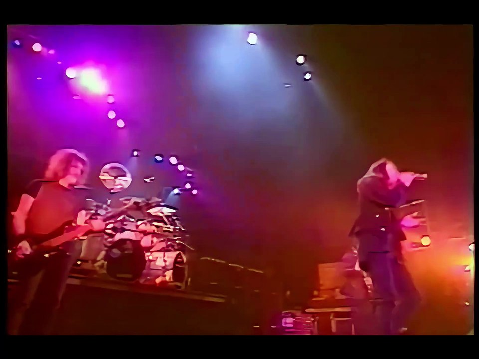 Black Sabbath - Children of the Grave (Cross Purposes Live) [4K Remastered AI Upscaled]