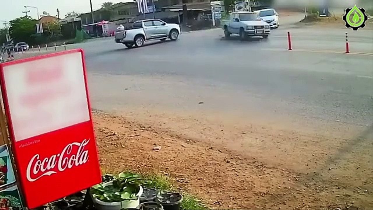 Dangerous Idiots Truck & Heavy Equipment Fails Compilation | Extreme Truck Idiots at Work #96