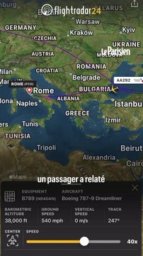 Un Boeing escorté par deux avions de chasse italiens