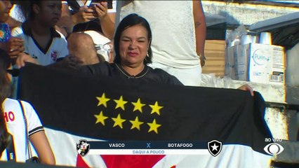 Vasco busca mais reforços após acertos com Garré e Nuno Moreira, diz Carille